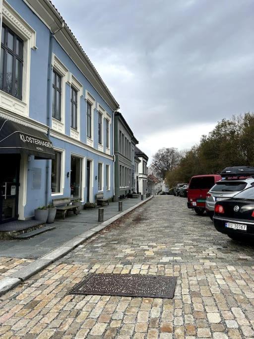Cozy Apartment In Popular Street Bergen Esterno foto